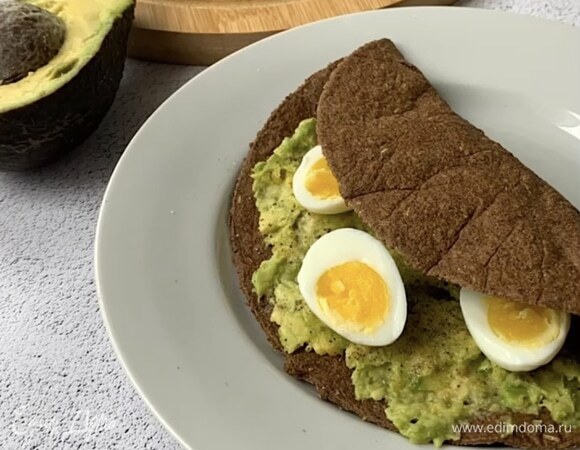 Льняные лепешки — суперфуд для здоровья: рецепт вкусного и полезного перекуса Льняные лепешки — суперфуд для здоровья: рецепт вкусного и полезного перекуса