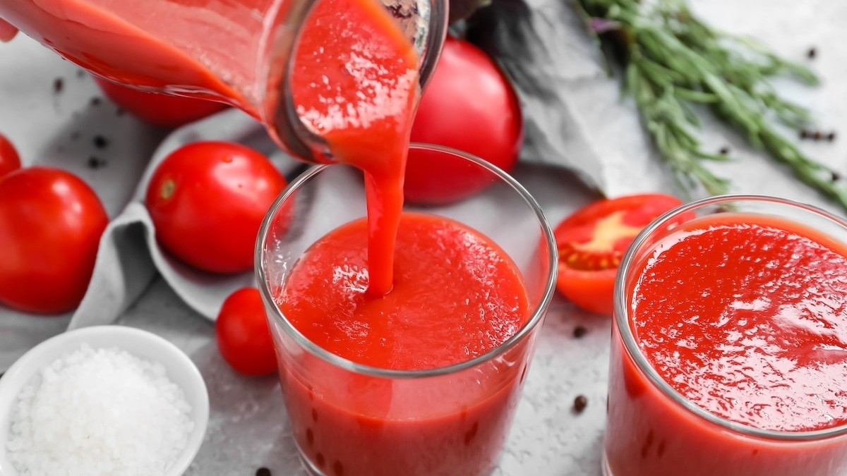 Вкусно ли мариновать шашлык в томатном соке? Очень — и вот подходящий рецепт 