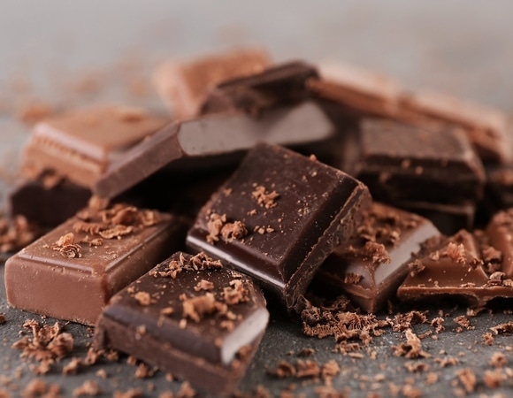 Шоколад провоцирует головные боли и не только — вот что стоит знать о любимой многими сладости 