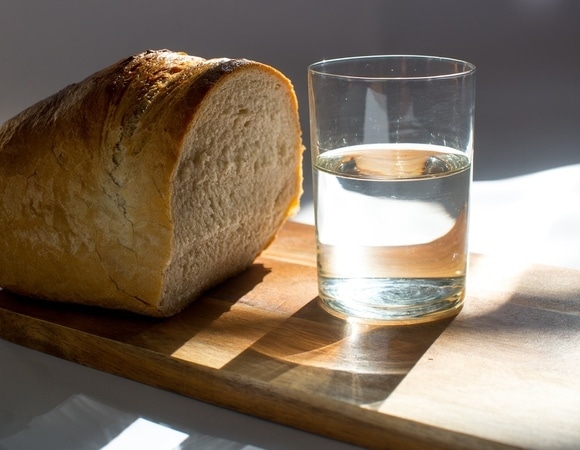 «Это же не только про еду»: как поступить, если случайно нарушили Великий пост? «Это же не только про еду»: как поступить, если случайно нарушили Великий пост?