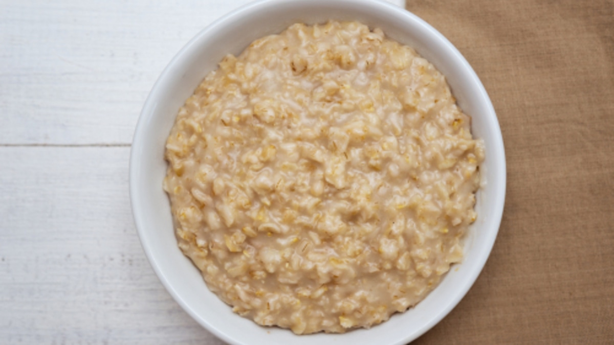 Как приготовить овсянку просто, полезно и вкусно — это не каша и даже не овсяноблин