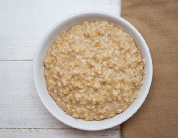 Как приготовить овсянку просто, полезно и вкусно — это не каша и даже не овсяноблин