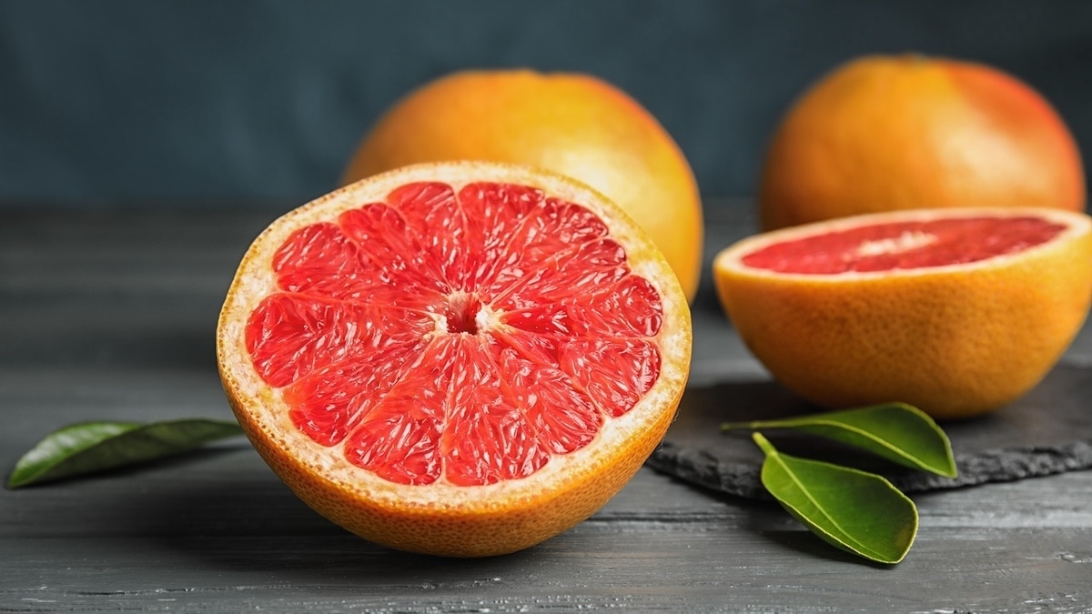 Грейпфрут не поможет похудеть, но пригодится для другой цели — диетолог сказал, для какой