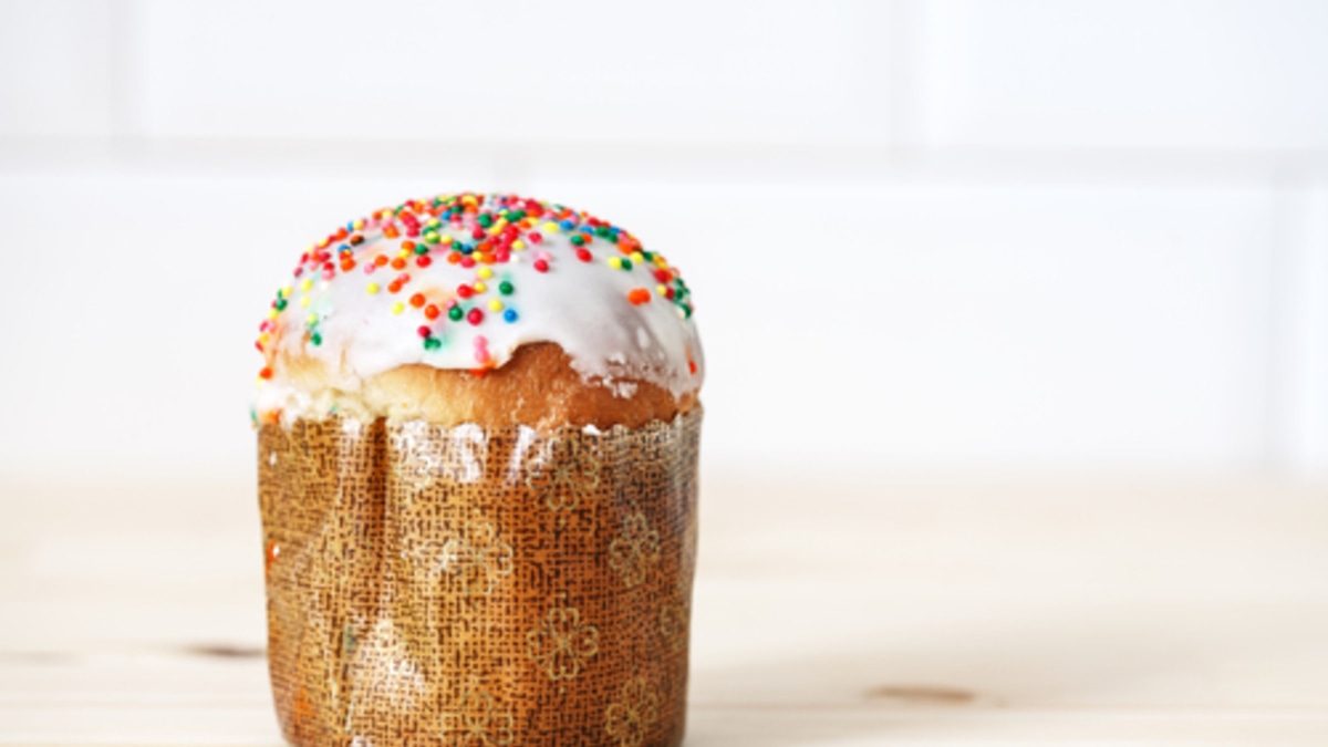 «Практически классический»: как приготовить кулич без яиц и молока, рассказал шеф-повар