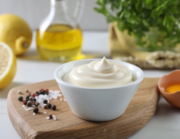 Чем можно заменить сметану в выпечке — 3 доступные альтернативы Чем можно заменить сметану в выпечке — 3 доступные альтернативы