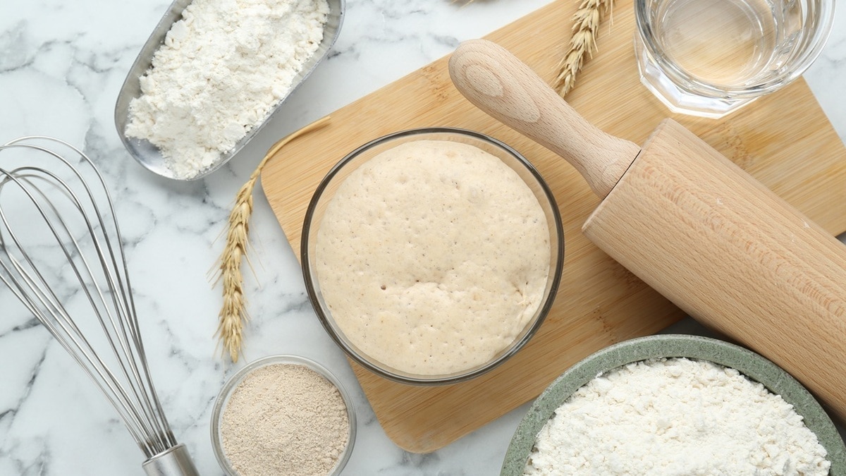 Почему не поднимается дрожжевое тесто — дело не только в дрожжах