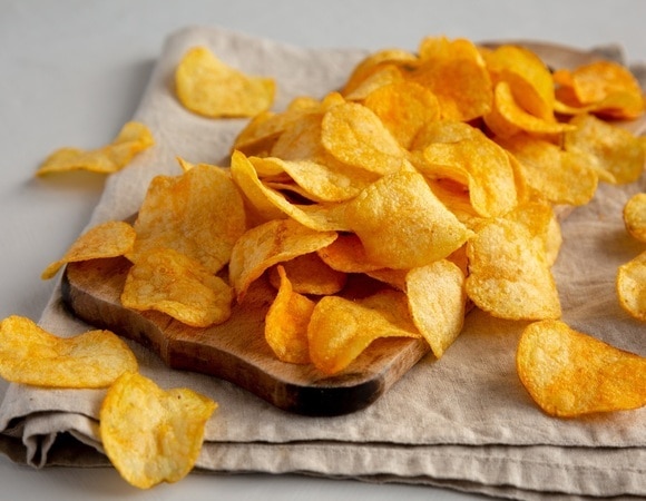 Производителям фастфуда придется получать сертификаты? Вопрос обсудили в Госдуме