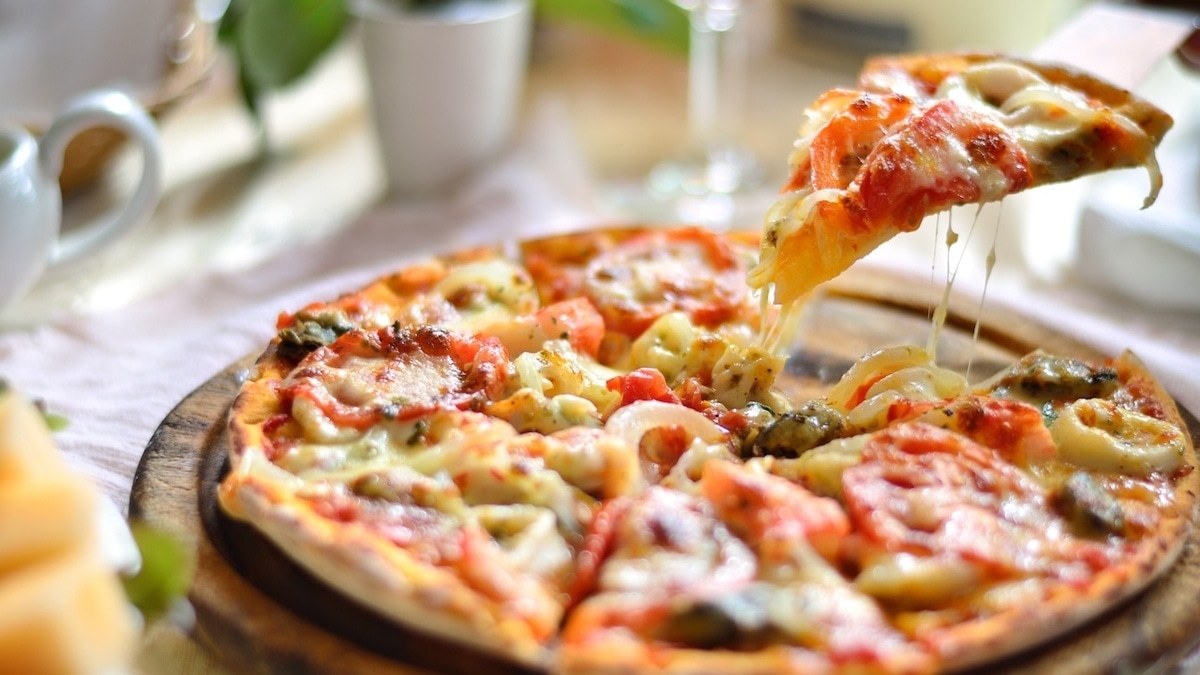 Понюхай пиццу и полегчает: доктор Шуров рассказал, кому полезна «ароматерапия» едой