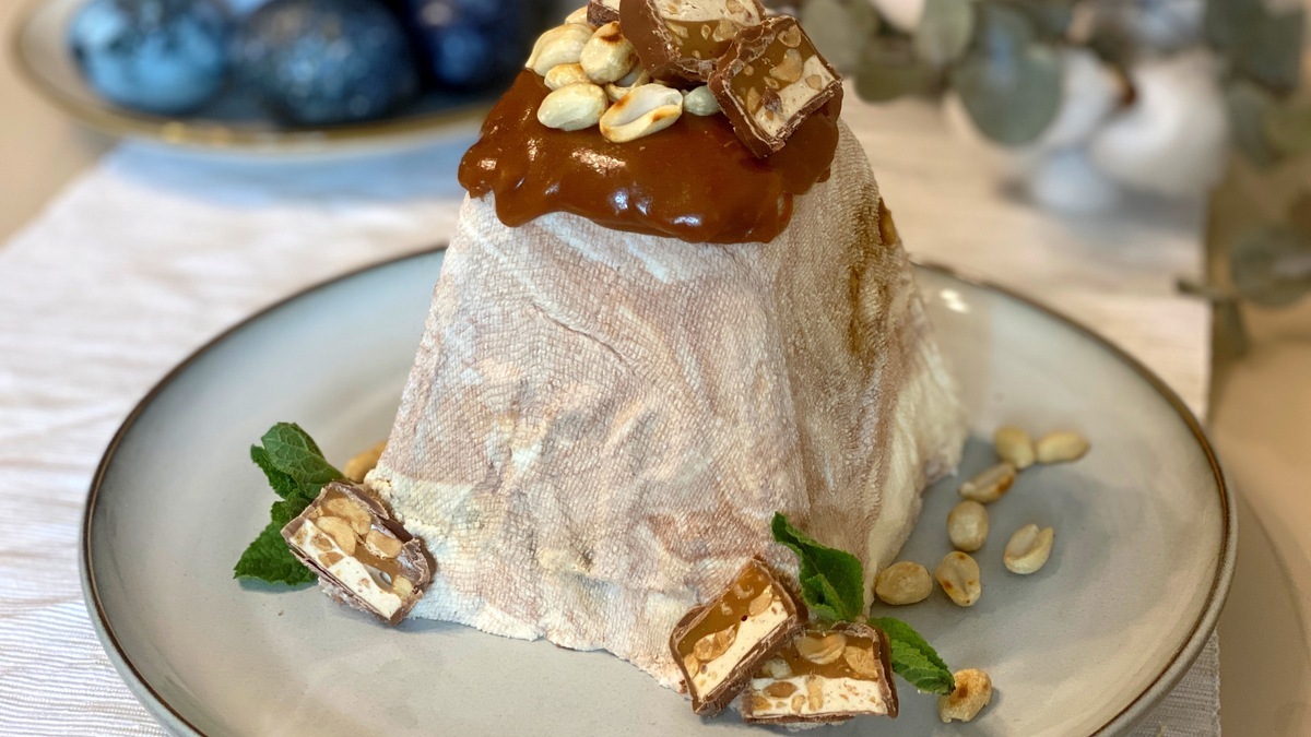Творожная пасха а-ля «Сникерс» — с карамелью и арахисом: вкусный сюрприз для детей и взрослых