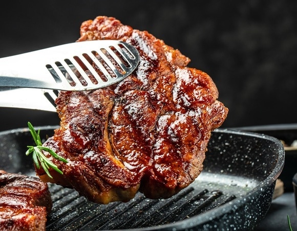 «Оптимальный подход»: стоит ли жарить мясо на сливочном масле, объяснила нутрициолог «Оптимальный подход»: стоит ли жарить мясо на сливочном масле, объяснила нутрициолог