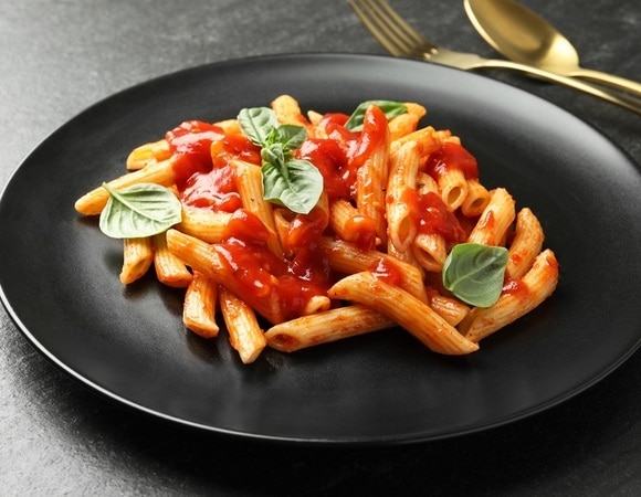 «Никогда не слипнутся»: нужно ли мыть макароны перед варкой, объяснил шеф-повар «Никогда не слипнутся»: нужно ли мыть макароны перед варкой, объяснил шеф-повар