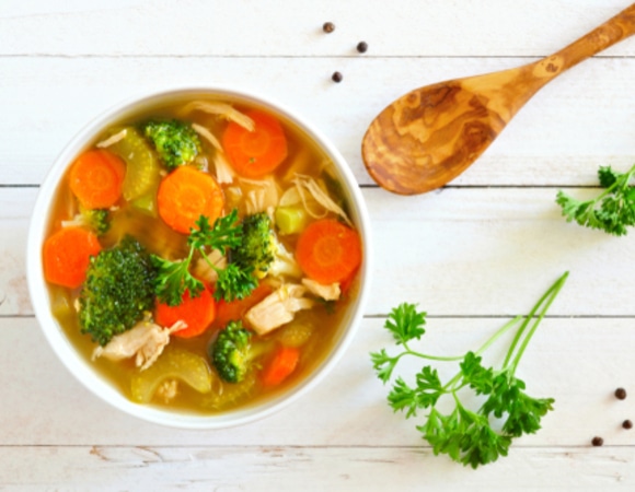 Диетический куриный суп: даем организму много энергии и ни грамма лишнего жира