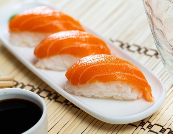 «Большинство отравлений»: какую рыбу не стоит покупать, объяснила врач