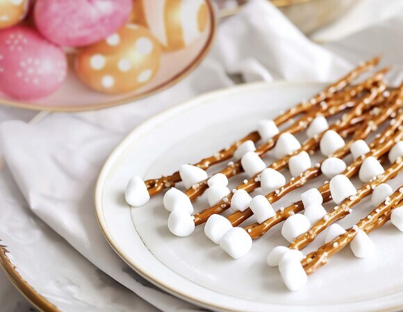 Съедобная «верба» из соломки и маршмеллоу для пасхального стола — простое чудо своими руками Съедобная «верба» из соломки и маршмеллоу для пасхального стола — простое чудо своими руками