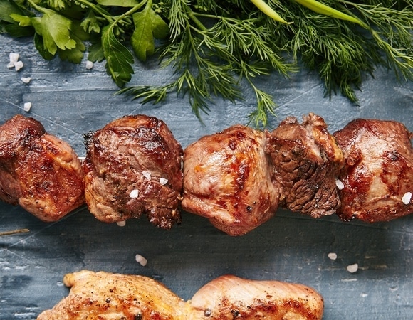 Как быстро нужно съедать шашлык после жарки — химик предупредил о сроках хранения Как быстро нужно съедать шашлык после жарки — химик предупредил о сроках хранения