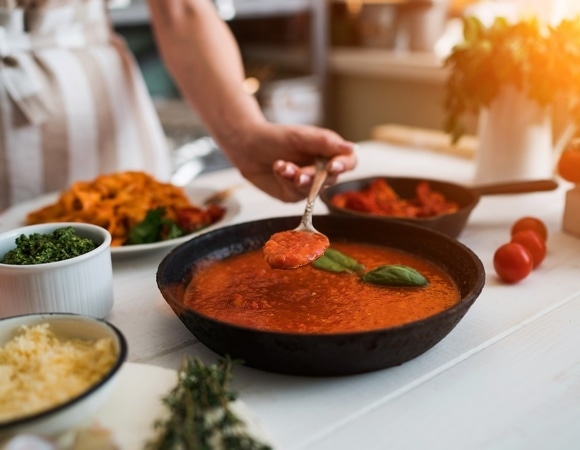 Найден секретный ингредиент, который мгновенно улучшит любой томатный соус