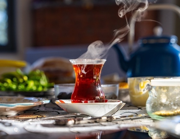 «Нужные ресурсы»: зачем психологи рекомендуют пить горячий чай