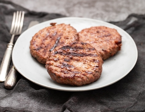 Ученые узнали, сколько мяса есть в неделю, чтобы не страдали ни здоровье, ни экология