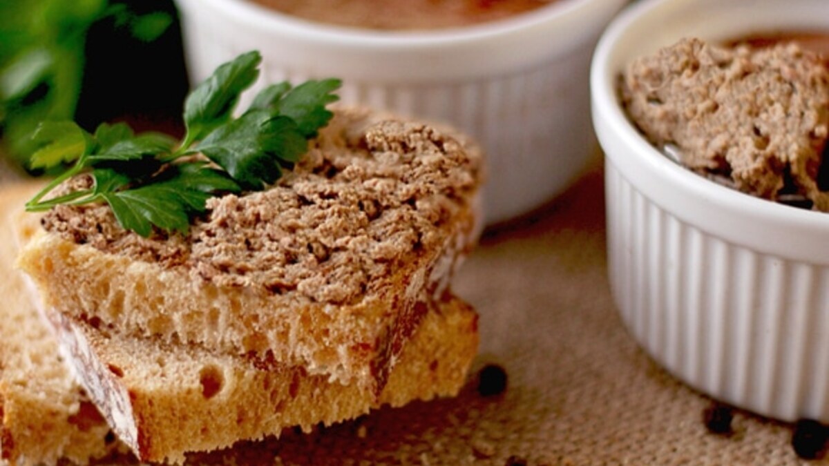 Запеченный паштет из куриной печени: деликатес, достойный праздничного стола