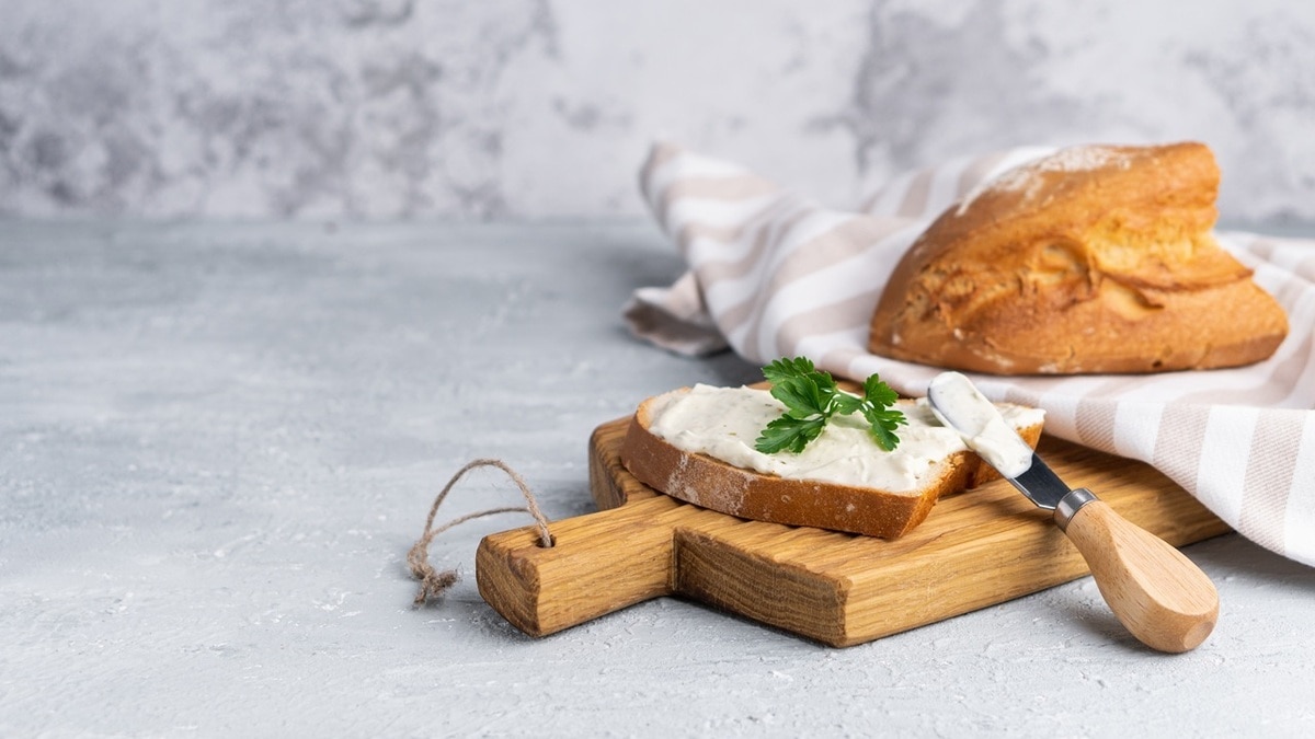 «Готовлю намазку»: быстрый рецепт бюджетной закуски для любых застолий раскрыл шеф-повар