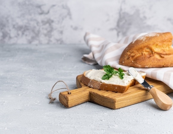 «Готовлю намазку»: быстрый рецепт бюджетной закуски для любых застолий раскрыл шеф-повар