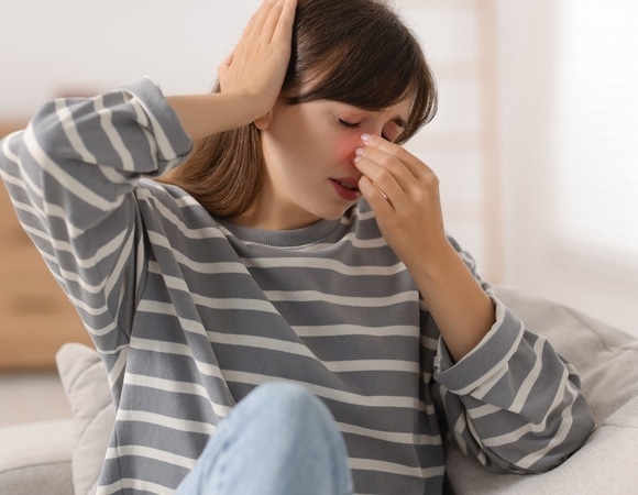 При реакции на креветки нужно опасаться пыли? Врач предупредил россиян о перекрестной аллергии 