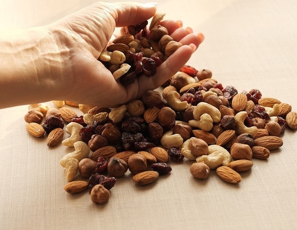 Полезные орехи: вот почему миндаль, кешью и фисташки нужно включать в меню