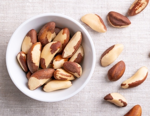 Чем полезен бразильский орех — повышает работоспособность и помогает щитовидке