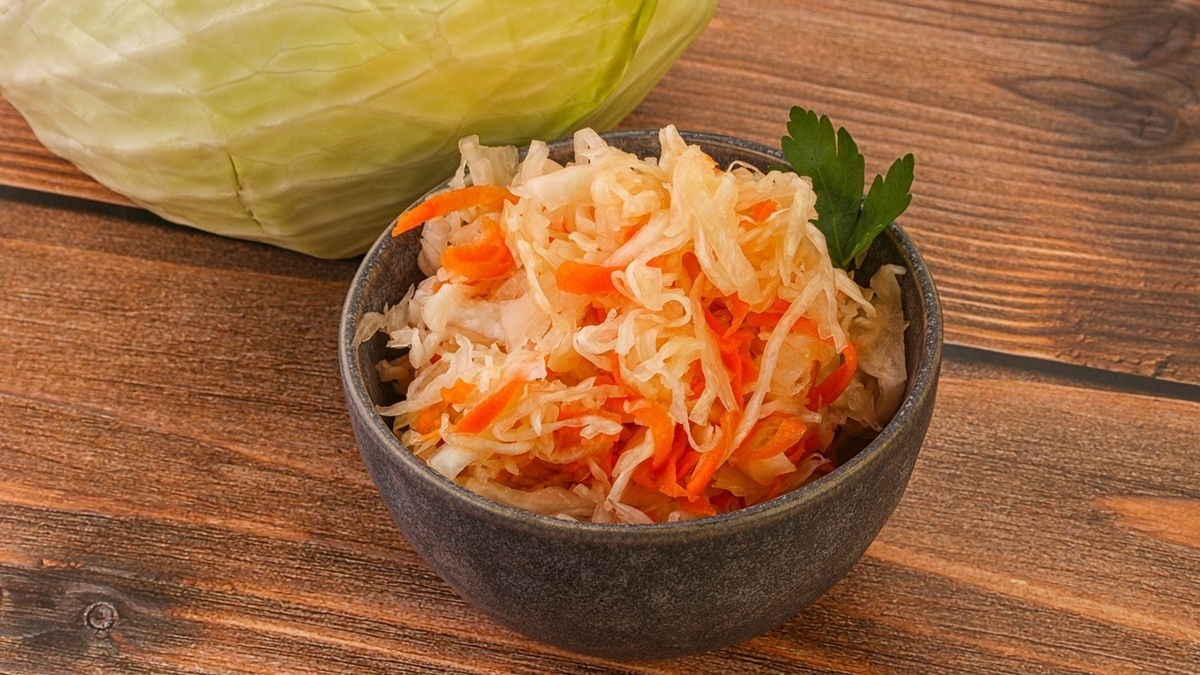 Квашеная капуста полезнее свежей: как правильно употреблять этот суперфуд