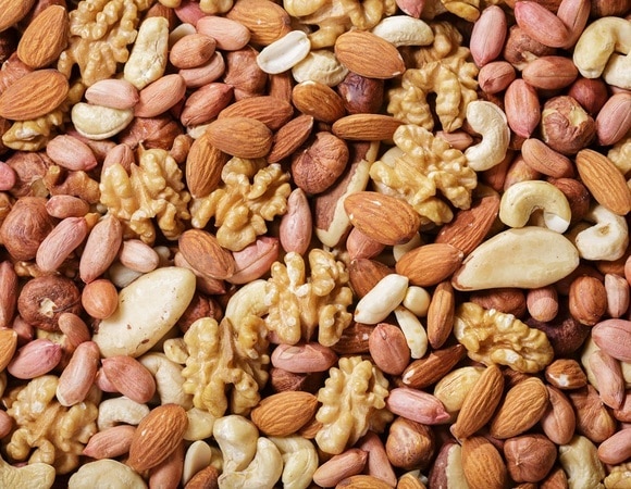 Какие орехи полезны для печени — защитят от повреждений и воспалений