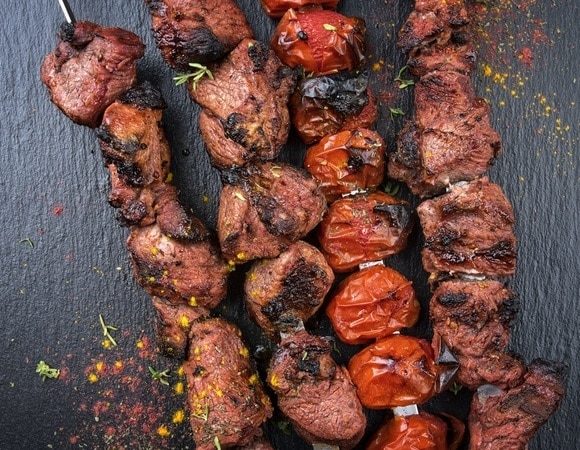 Какие специи подходят для шашлыка — основа сочного и ароматного мяса Какие специи подходят для шашлыка — основа сочного и ароматного мяса