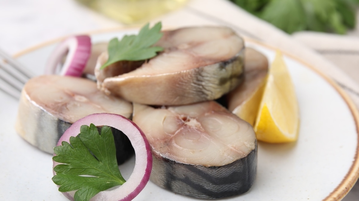 Худеть на скумбрии, картошке и маринованных огурцах — очередная «пустышка» из соцсетей