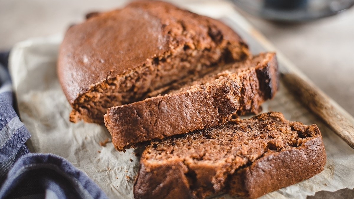 Блогер испекла хлеб на пиве всего за час — и создала новый тренд