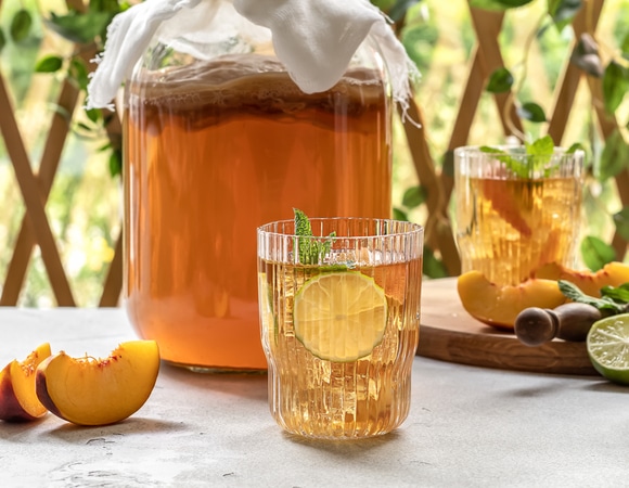 Комбуча — чудодейственный напиток или очередной модный тренд? Комбуча — чудодейственный напиток или очередной модный тренд?