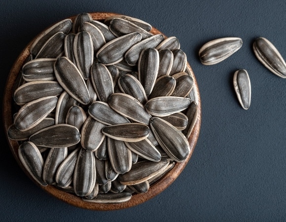 Диетолог выделила З ошибки, из-за которых полезные семечки превращаются в яд