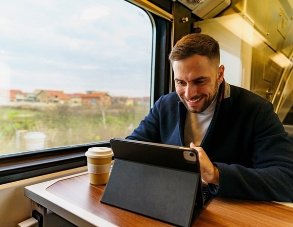 Что взять в поезд, кроме лапши и картошки быстрого приготовления: путешествие будет в радость