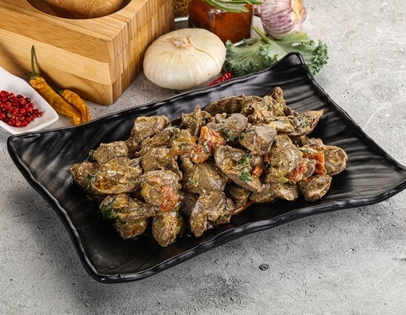 «Невероятно вкусно»: как приготовить куриную печень в духовке — всего полчаса и блюдо готово