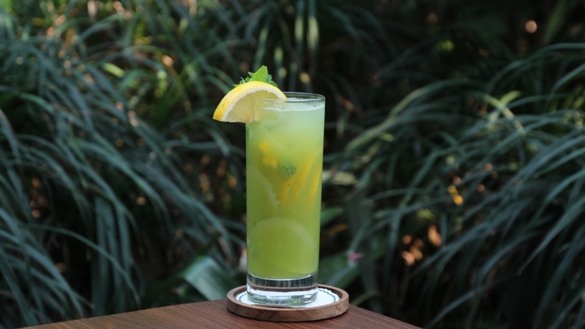Зеленый эликсир свежести за 15 минут: готовим лимонад по рецепту жителей "Изумрудного города"