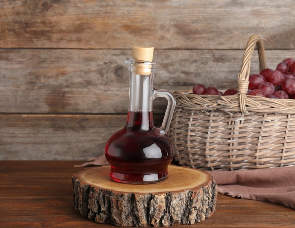 Снижает аппетит и утоляет голод: как винный уксус помогает похудеть