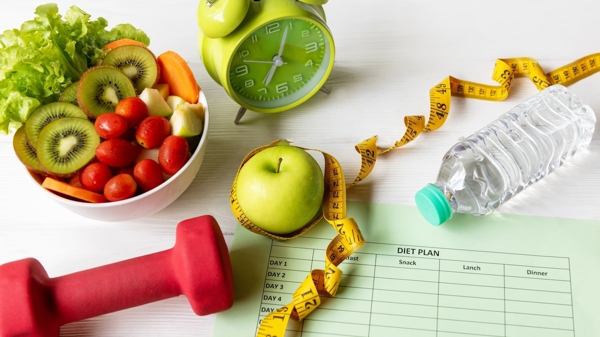 Названы продукты, помогающие похудеть к лету — никакой "отрицательной калорийности", но есть полезно