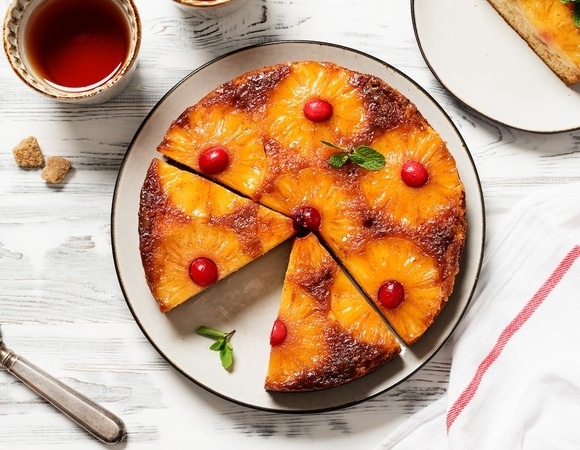 Помните серию, где Бри спасла Габи ? Вот как испечь тот самый ананасовый тарт татен из "Отчаянных домохозяек"