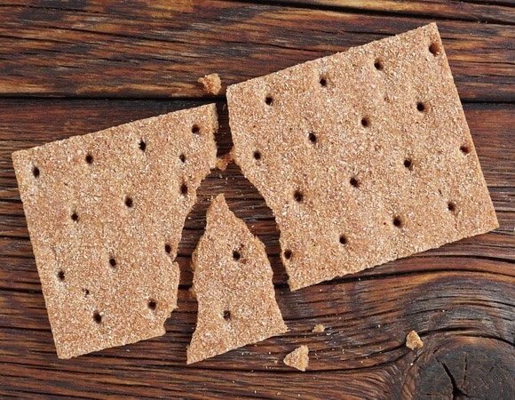 На операционный стол из-за "ЗОЖ-продукта" — опасность диетических хлебцев