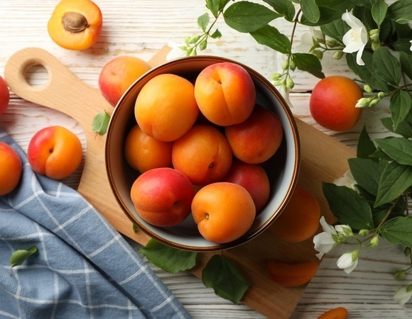 Сезон стартовал: стало известно, сколько абрикосов можно съесть за день