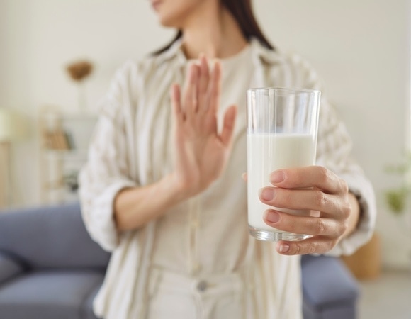 Почему молоко горчит? В Роскачестве перечислили все возможные причины Почему молоко горчит? В Роскачестве перечислили все возможные причины