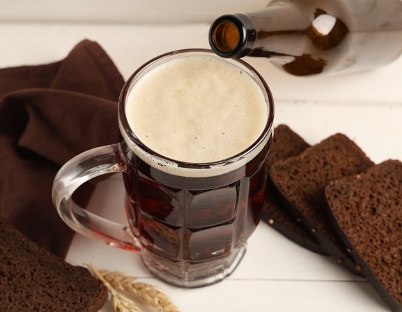 Это не для всех! В Роспотребнадзоре рассказали, кому нельзя пить квас