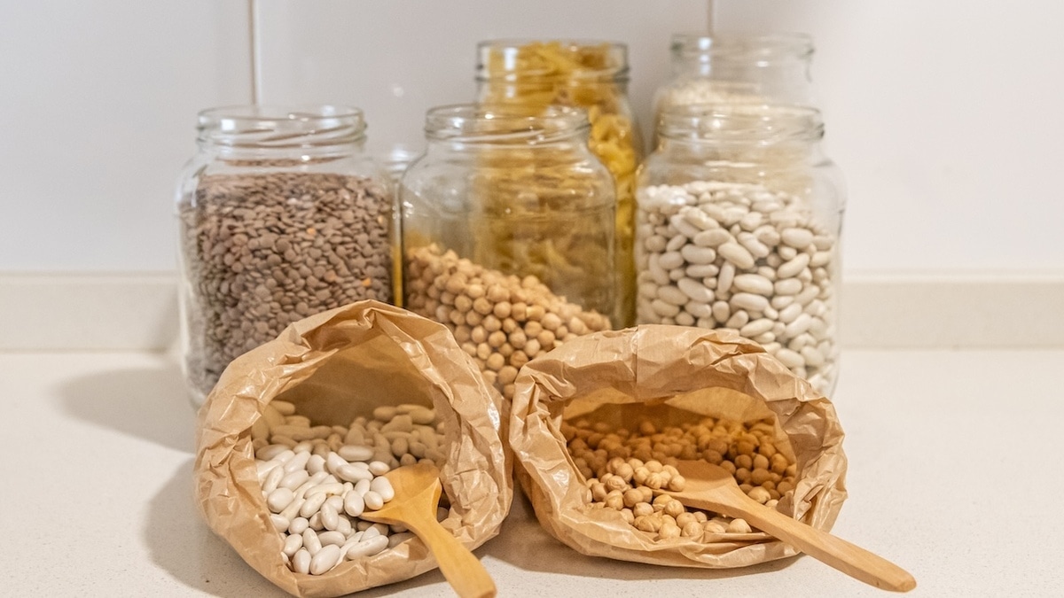 Жить здорово — и долго: Малышева перечислила продукты, которые продлевают жизнь