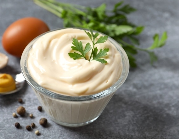 Найдена лучшая замена майонезу — это не только сметана, как думают многие 