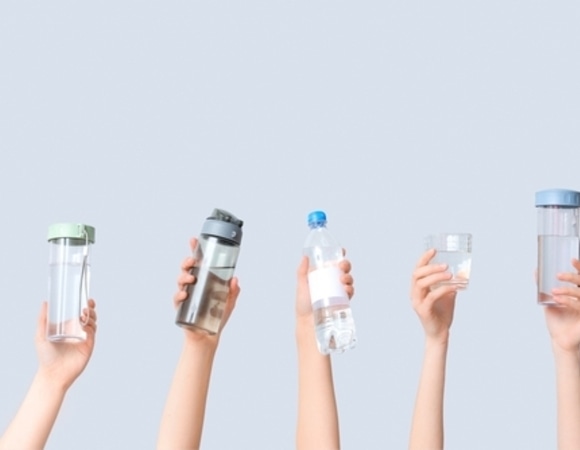 Не меньше, чем 2 литра воды в день? Это заблуждение и вот почему Не меньше, чем 2 литра воды в день? Это заблуждение и вот почему