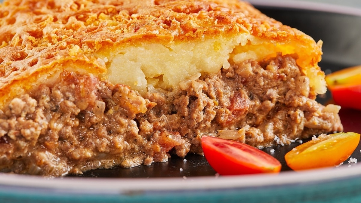 "Муж попросил добавки": блюдо из фарша на скорую руку — конечно, запеканка