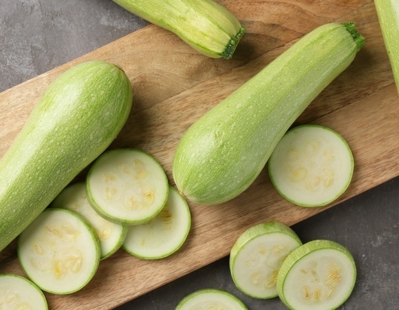 Можно ли есть сырые кабачки? Можно ли есть сырые кабачки?